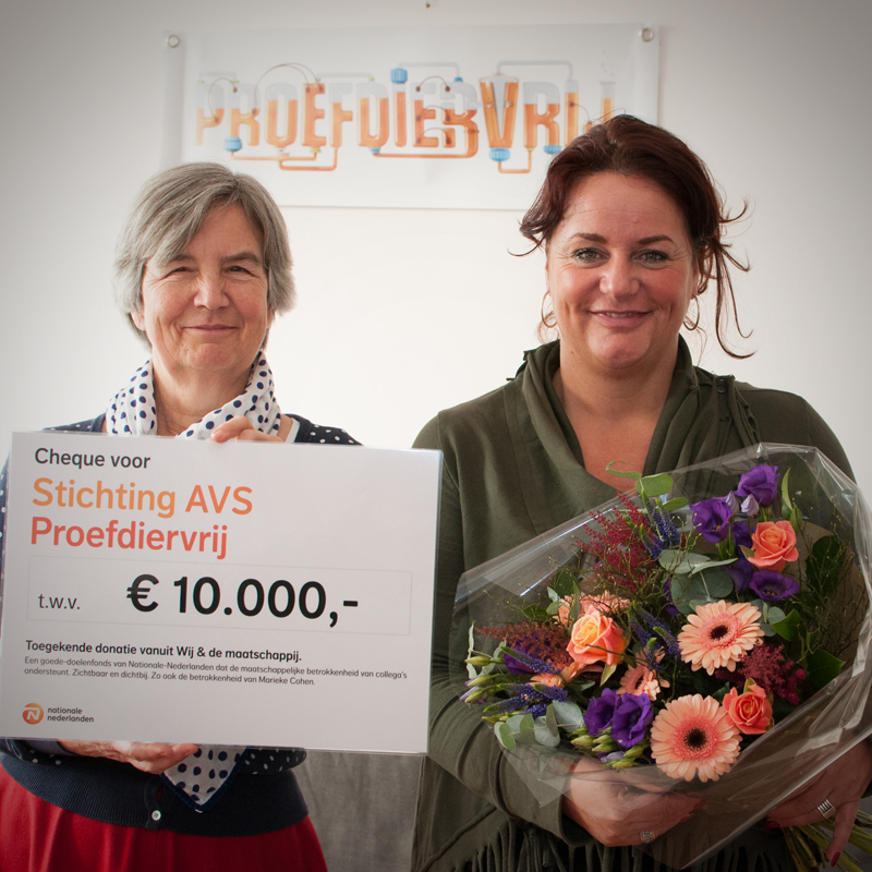 060117_marieke_marja_cheque