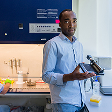Onderzoeker Abidemi Junaid Onderzoeker Abidemi Junaid