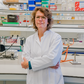 Untitled design (5) Portret Gregor Mendel