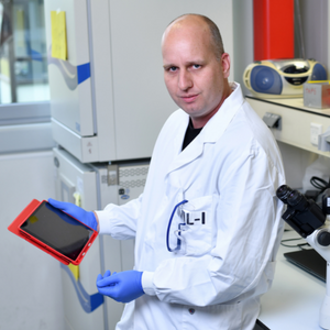 onderzoeker – andries Dr. Twan de Vries