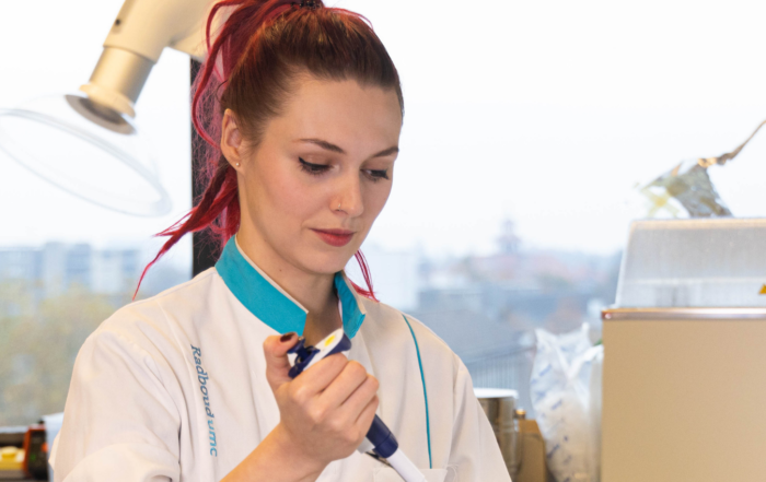 Tess Afanasyeva in lab RadboudUMC